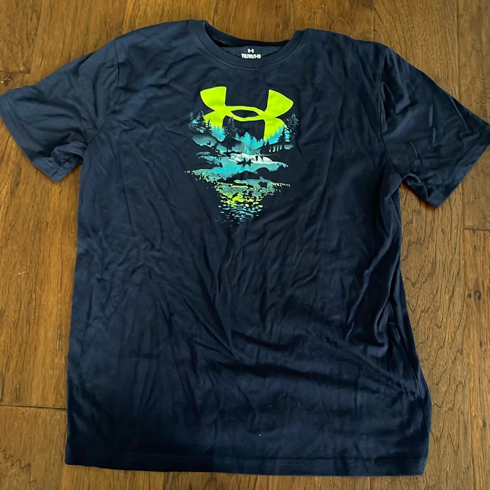 UA SS Shirt YXL
